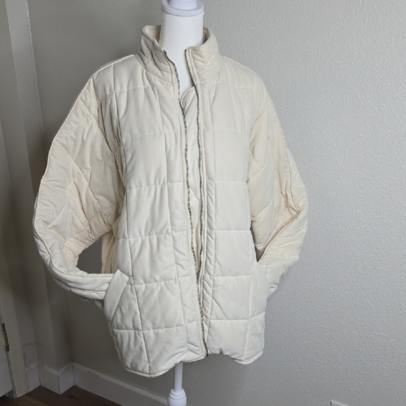 no brand Jackets & Blazers - Elegant Cream Puffer Jacket for Women
